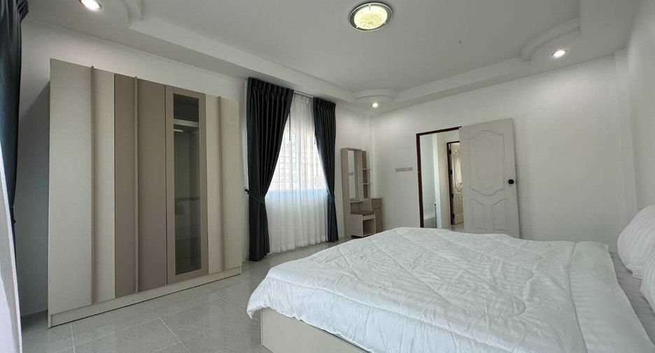 For sale 2 ベッドルーム townhouse in Bang Lamung, Chonburi