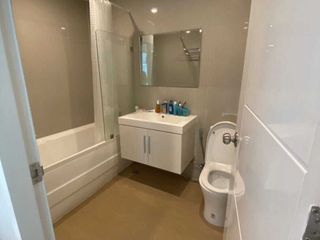 Condo en venta de 2 habitaciones en Si Racha, Chonburi
