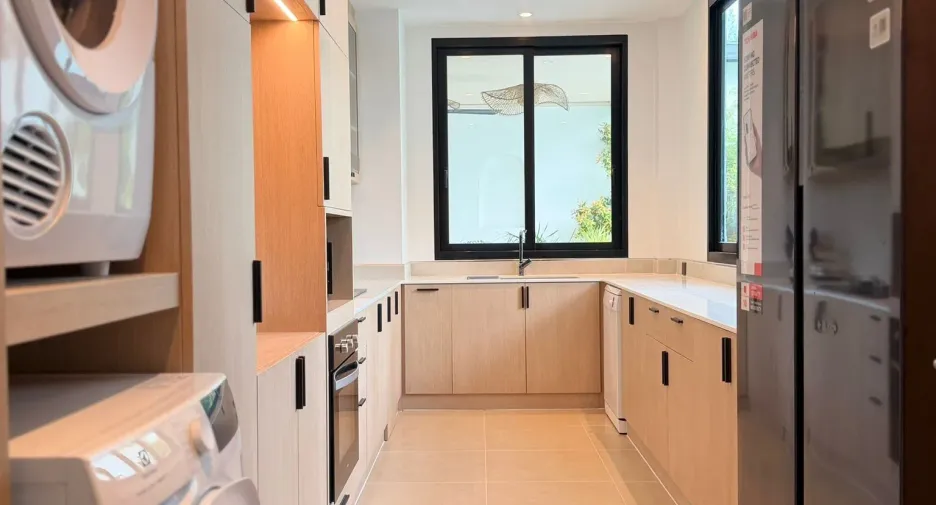 For sale そして for rent 4 ベッドルーム villa in Mueang Phuket, Phuket