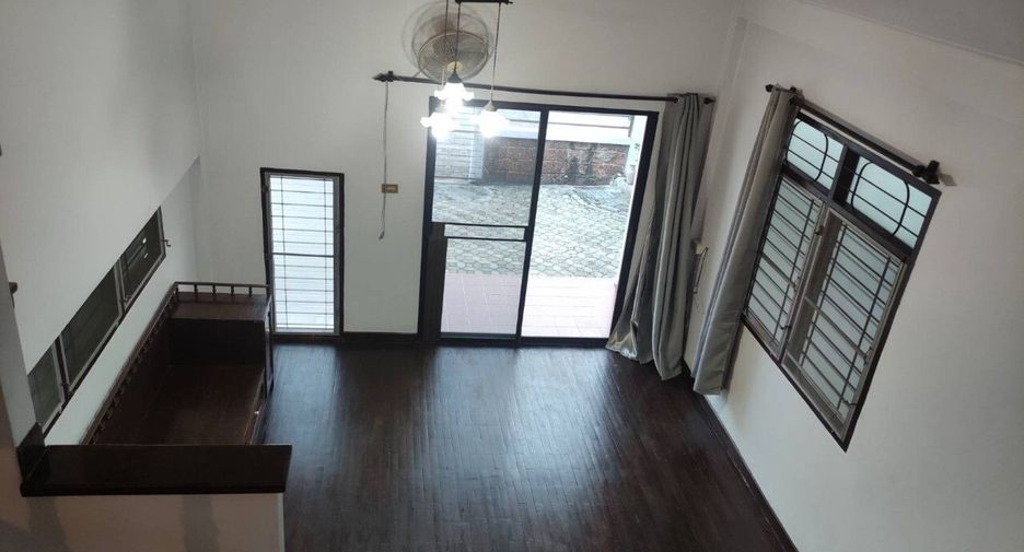 For sale 3 bedrooms house in Lak Si, Bangkok