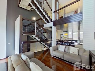 For sale 4 bedrooms townhouse in Yan Nawa, Bangkok