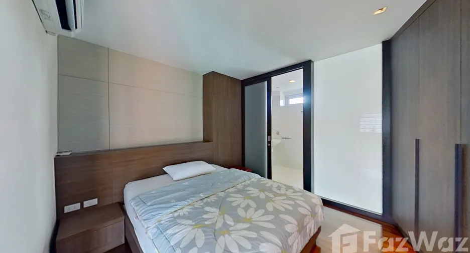 For sale 4 ベッドルーム townhouse in Yan Nawa, Bangkok
