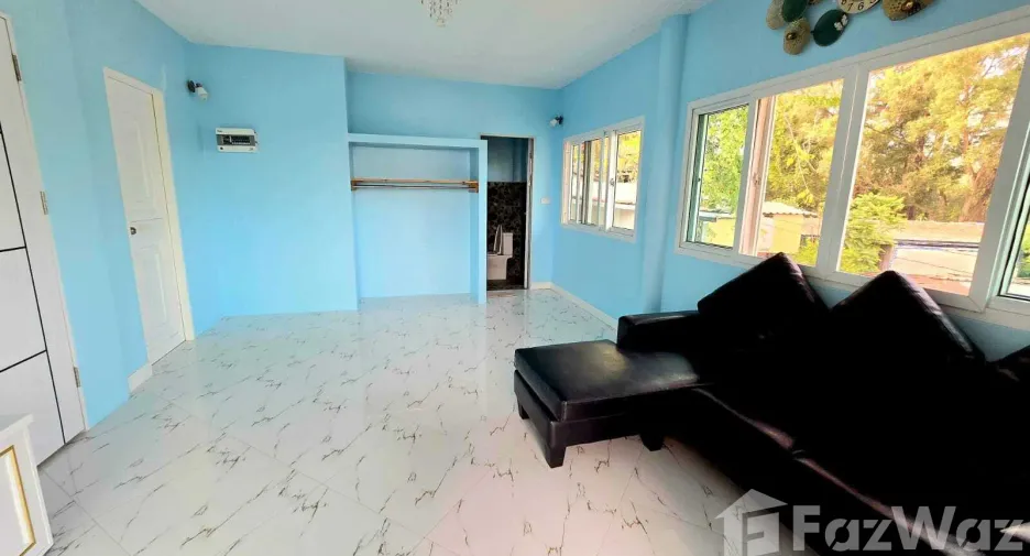 For rent 3 bedrooms house in Mueang Phuket, Phuket