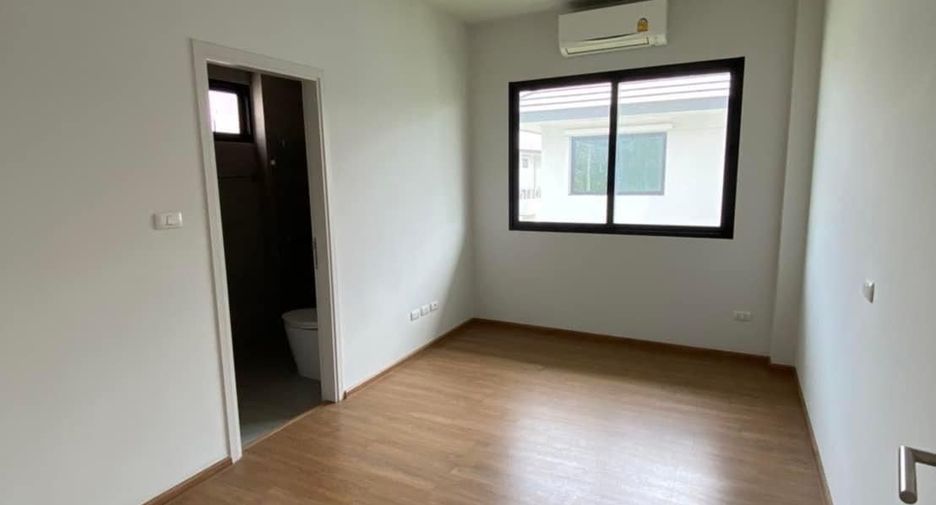 For sale 4 ベッドルーム house in Bang Khun Thian, Bangkok