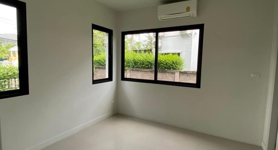 For sale 4 ベッドルーム house in Bang Khun Thian, Bangkok