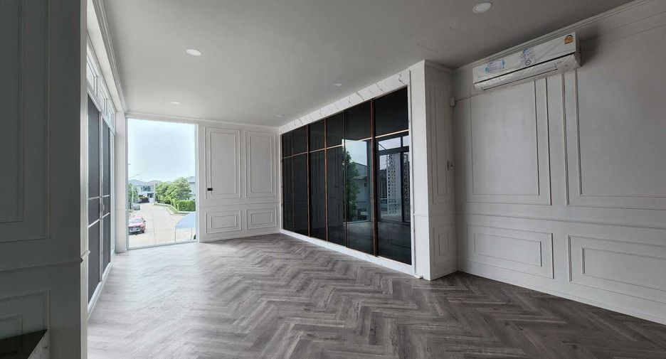 For sale 4 bedrooms house in Prawet, Bangkok
