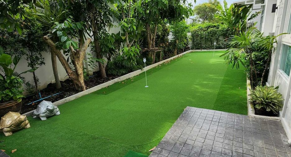 For sale 4 bedrooms house in Prawet, Bangkok