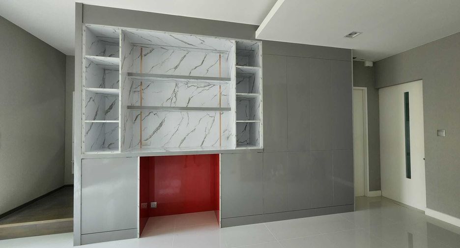 For sale 4 bedrooms house in Prawet, Bangkok