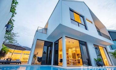 For sale 4 bedrooms villa in Thalang, Phuket