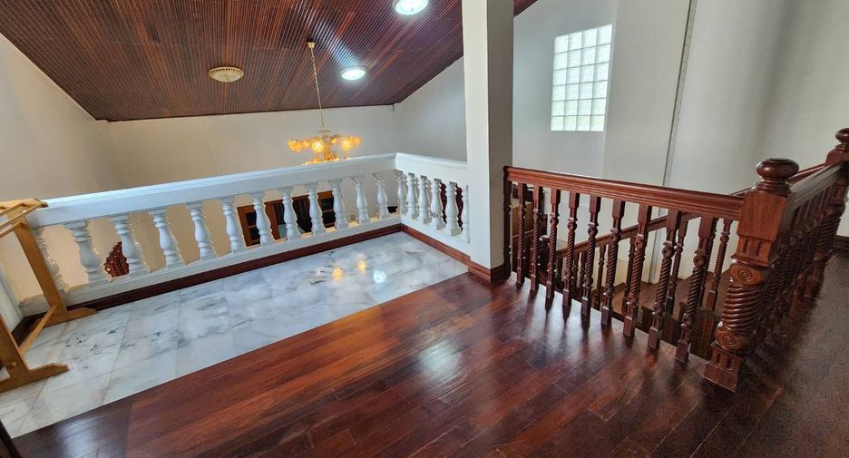 For rent 4 ベッドルーム villa in Bang Lamung, Chonburi
