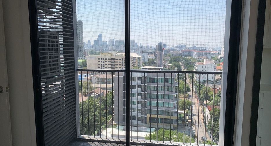 For sale 2 bedrooms condo in Phaya Thai, Bangkok
