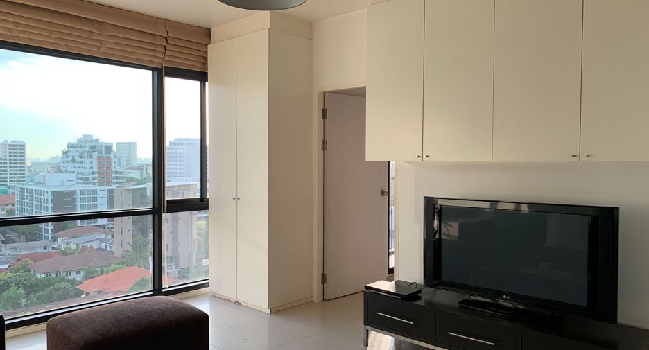 For sale 2 bedrooms condo in Phaya Thai, Bangkok