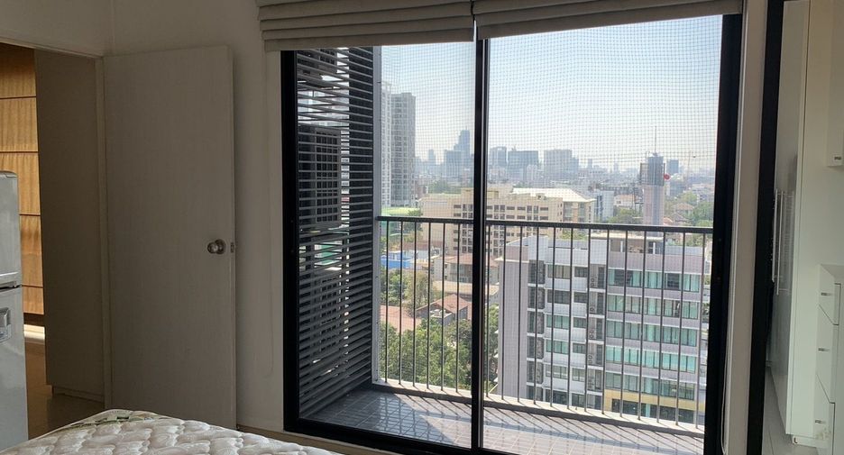 For sale 2 bedrooms condo in Phaya Thai, Bangkok