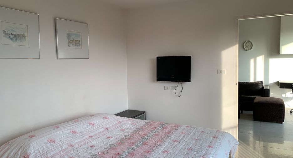 For sale 2 bedrooms condo in Phaya Thai, Bangkok