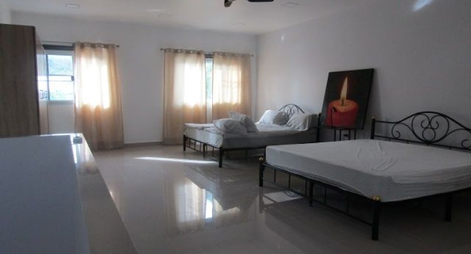 For sale 2 bedrooms townhouse in Mueang Phuket, Phuket