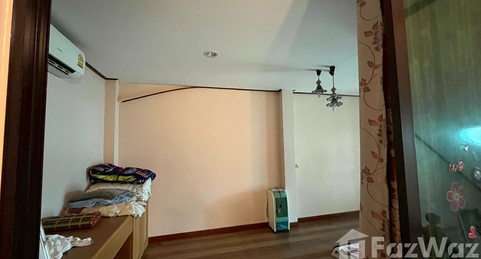 Casa en venta y en alquiler de 4 habitaciones en Mueang Nakhon Nayok, Nakhon Nayok