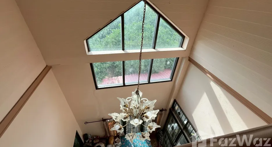 À vendre et à louer 4 chambres maison à Mueang Nakhon Nayok, Nakhon Nayok