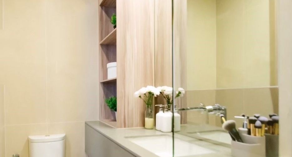 For sale 1 bed condo in Watthana, Bangkok