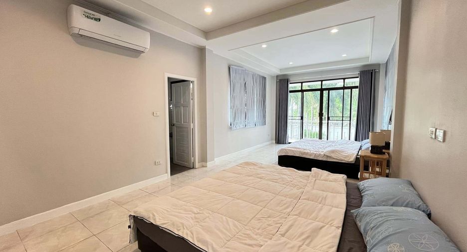 À louer 4 chambres villa à Bang Lamung, Chonburi