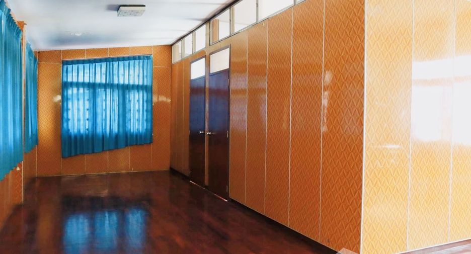 For sale 2 bedrooms house in Mueang Nakhon Sawan, Nakhon Sawan