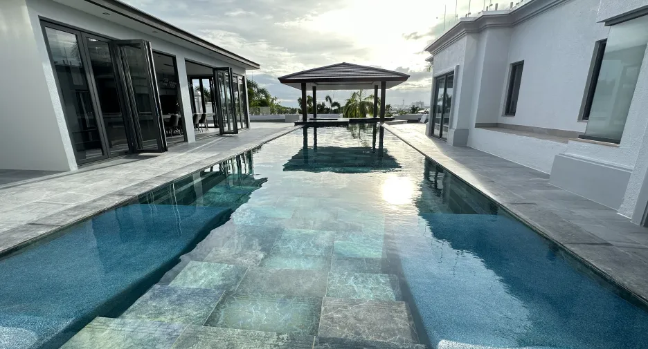 Villa en venta de 5 habitaciones en Bang Lamung, Chonburi