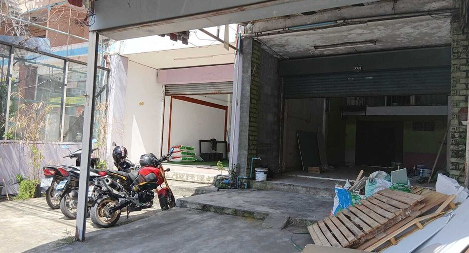 Продажа 4 спальни торговое помещение в Пхукет Тощн, Пхукет