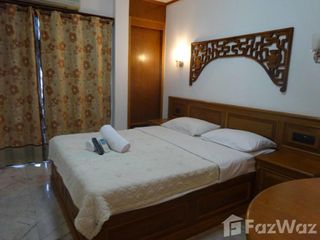 For sale 32 bedrooms hotel in Bang Lamung, Chonburi