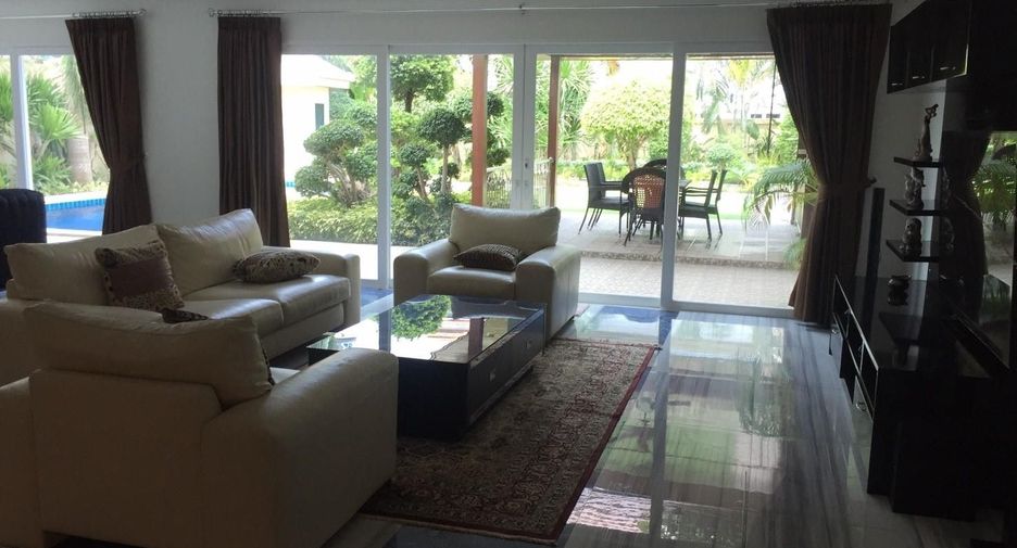 For sale 7 ベッドルーム villa in Bang Lamung, Chonburi