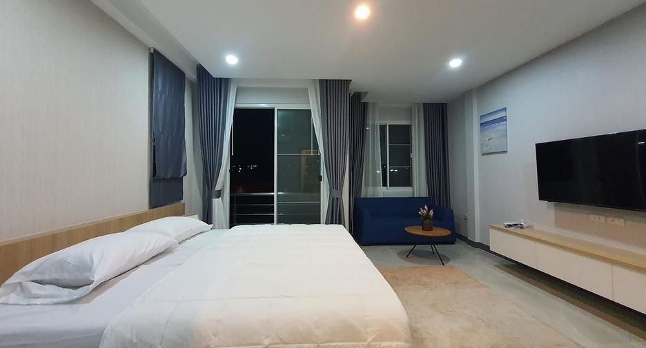 Villa zum Kauf mit 6 Zimmer in Bang Lamung, Chonburi