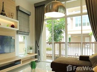 For sale 3 bedrooms townhouse in Lat Krabang, Bangkok
