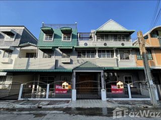 For rent and for sale 5 bedrooms townhouse in Pak Kret, Nonthaburi