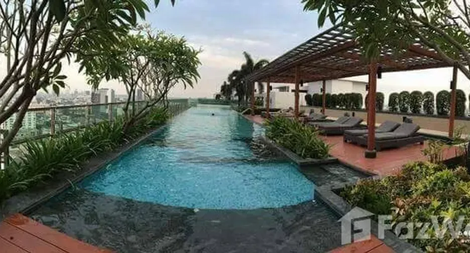 À vendre 1 chambre condo à Bang Na, Bangkok