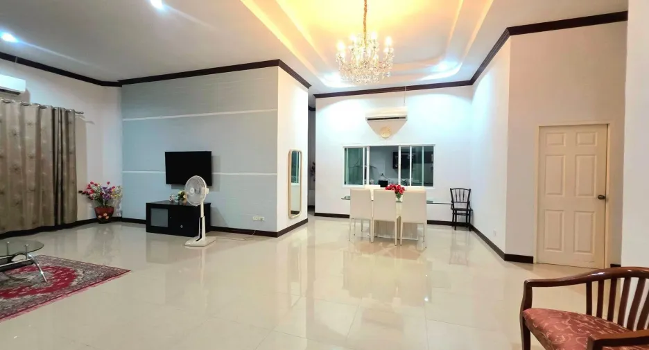 Haus zur Miete mit 3 Zimmer in Sattahip, Pattaya