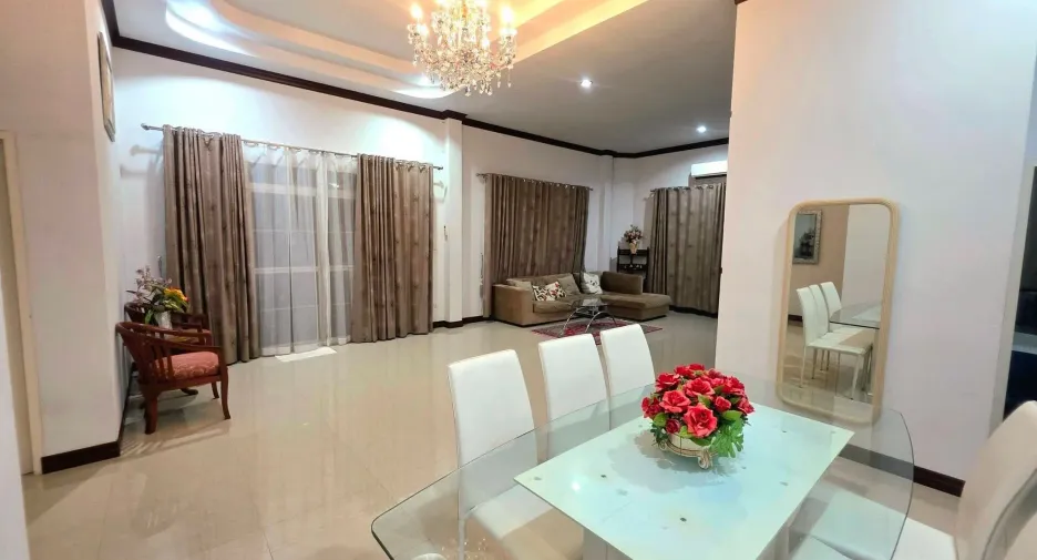 Haus zur Miete mit 3 Zimmer in Sattahip, Pattaya