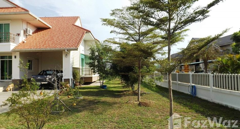 For sale 4 ベッドルーム house in Mueang Surin, Surin