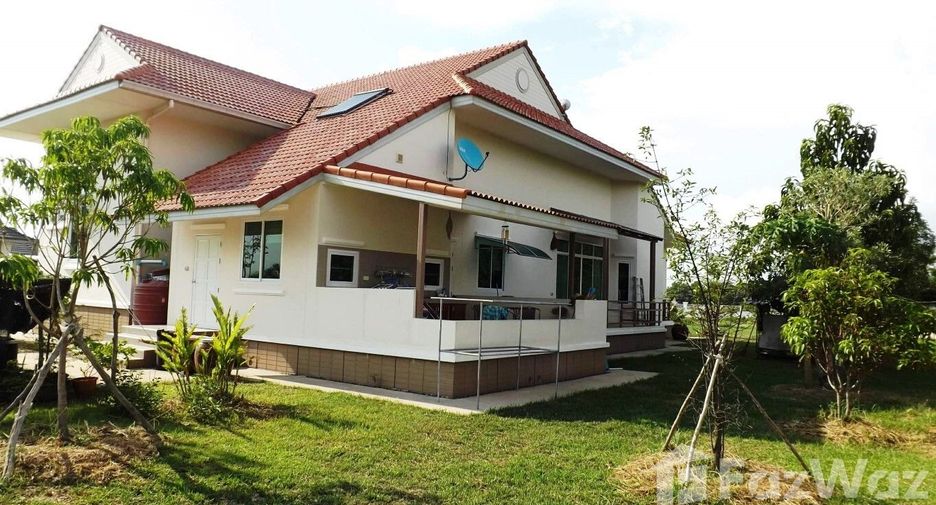 For sale 4 ベッドルーム house in Mueang Surin, Surin