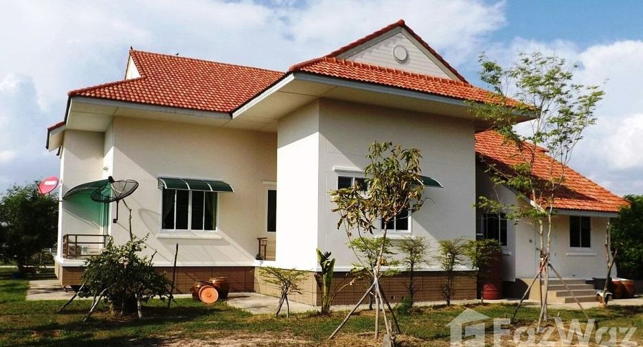 Haus zum Kauf mit 4 Zimmer in Mueang Surin, Surin