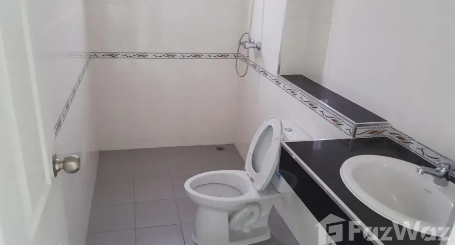 For sale and for rent 1 bed condo in Sattahip, Chonburi
