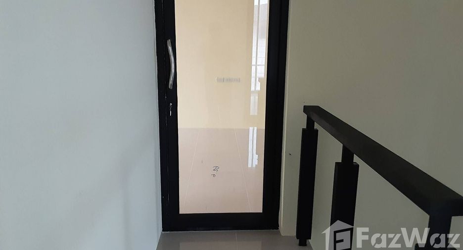 Продажа и аренда 3 спальни дом в Пхра Кханонг, Бангкок