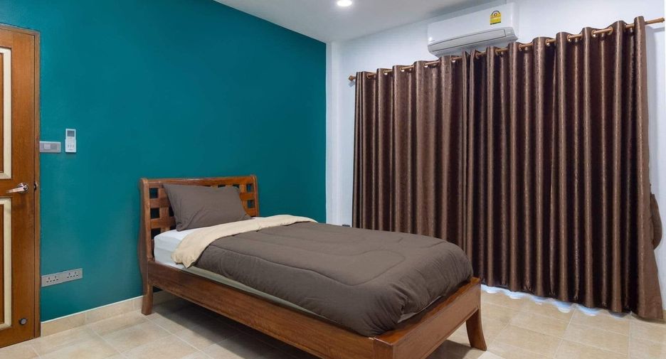 For sale 4 bedrooms house in Bang Lamung, Chonburi