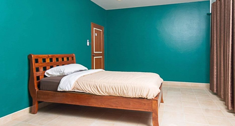 For sale 4 bedrooms house in Bang Lamung, Chonburi