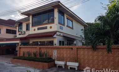 For sale 4 bedrooms house in Bang Lamung, Chonburi