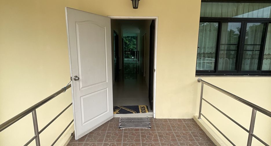 For sale 5 bedrooms house in Ratchathewi, Bangkok