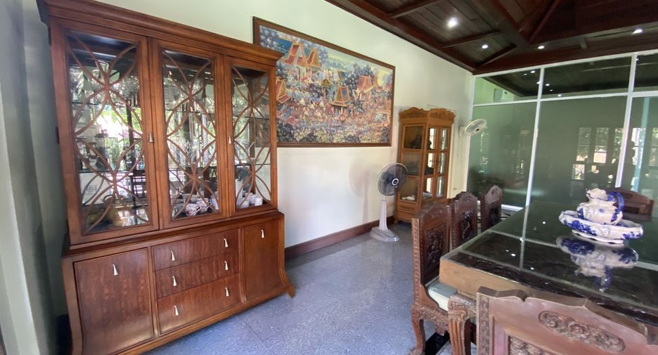 For rent 5 ベッドルーム house in Bang Lamung, Chonburi