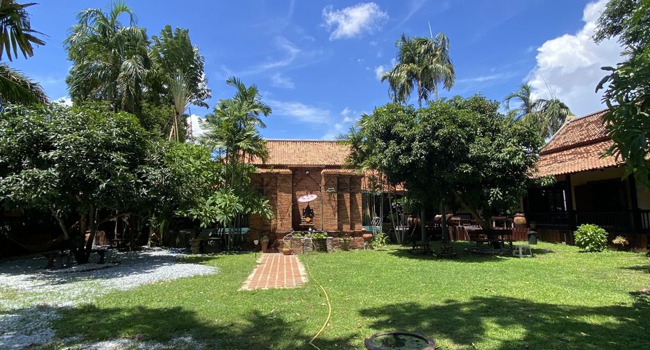 For rent 5 bedrooms house in Bang Lamung, Chonburi