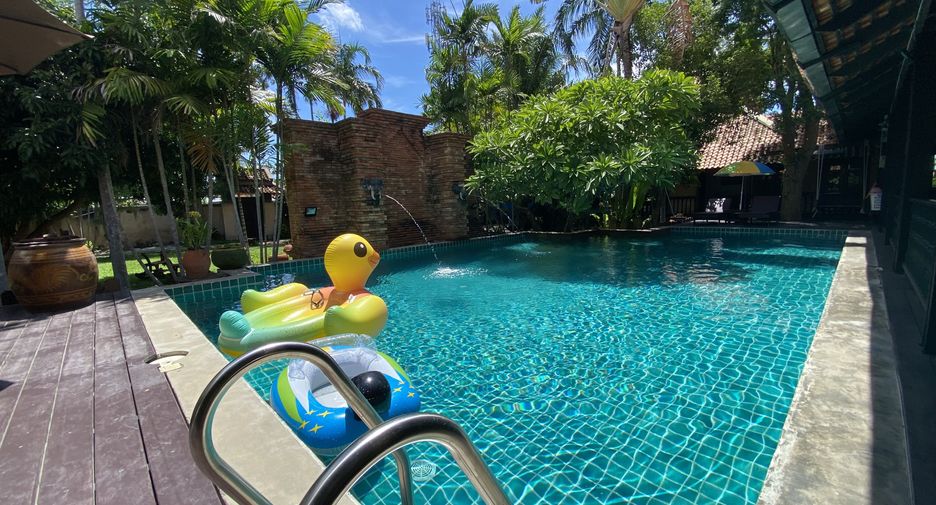For rent 5 bedrooms house in Bang Lamung, Chonburi