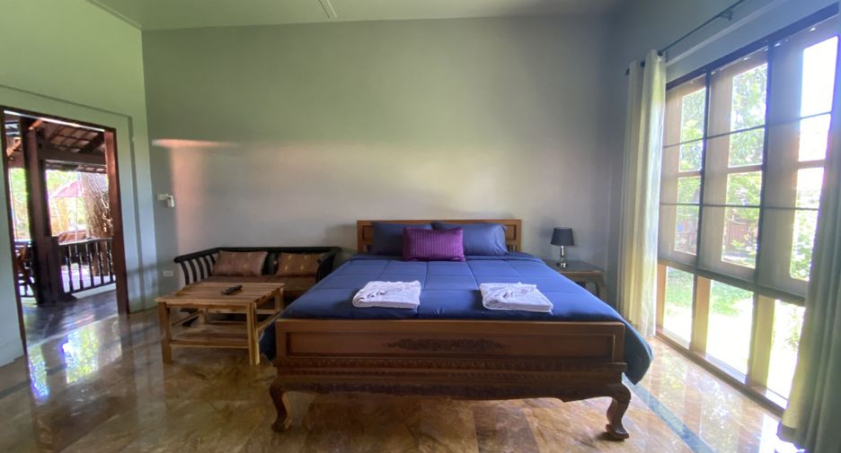 For rent 5 bedrooms house in Bang Lamung, Chonburi