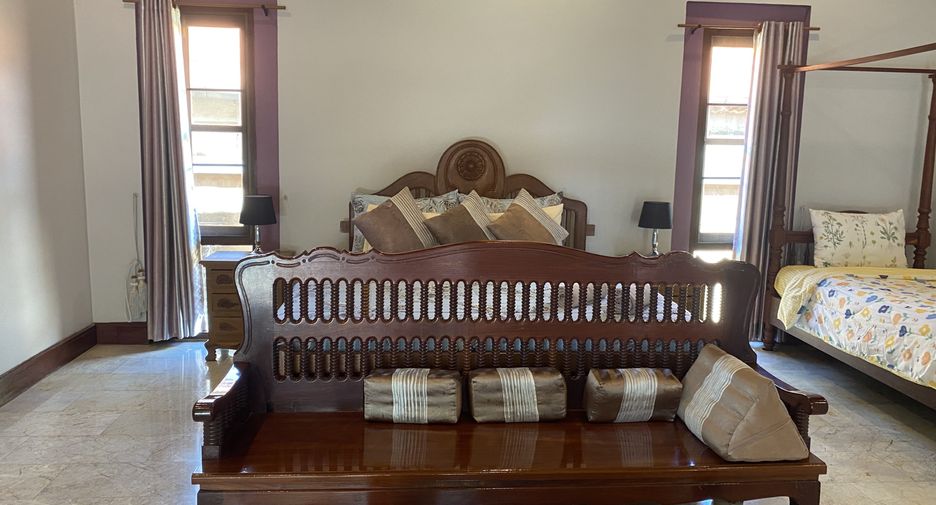 For rent 5 ベッドルーム house in Bang Lamung, Chonburi