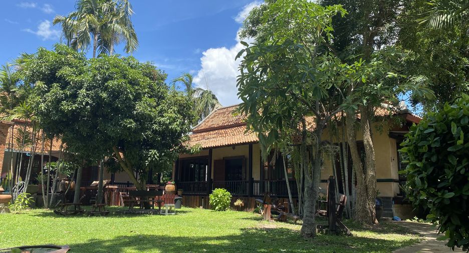 For rent 5 ベッドルーム house in Bang Lamung, Chonburi