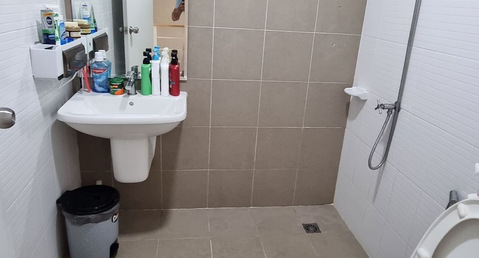 For sale 3 bedrooms townhouse in Bang Khae, Bangkok